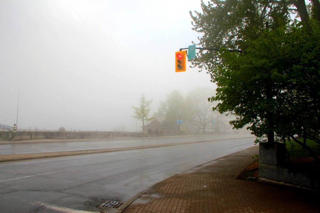 Strange mist hit Niagara Falls